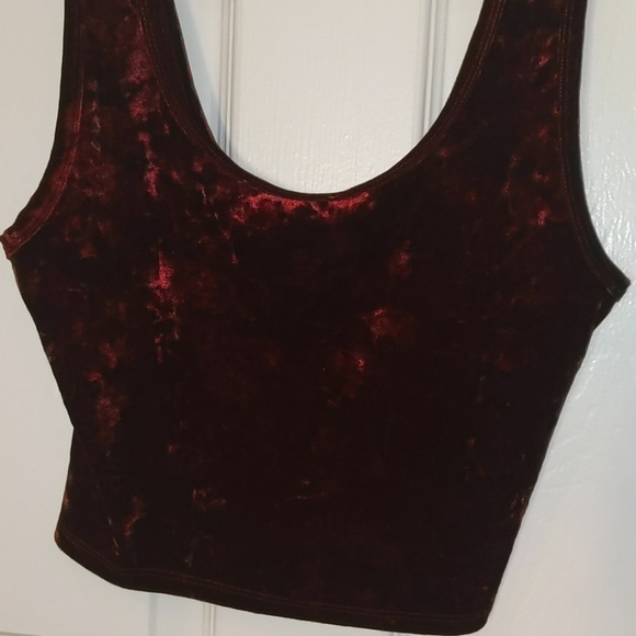 Top - Picture 2 of 3